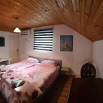 Hostel Fm